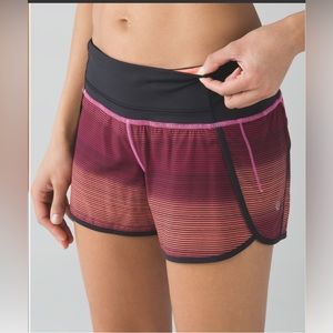 Lululemon Run‎ Times Short Size 6  4-way Stretch 4" Simply Radiant Pink / Black